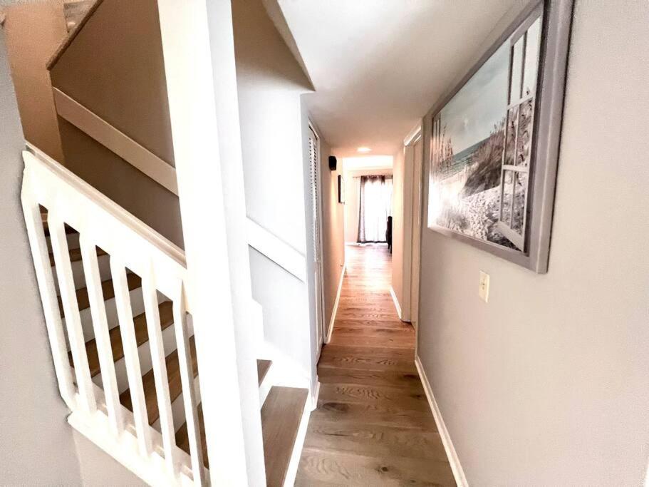 New Pics! Harbour Town 3Br/3Ba - Pool Access - Book Now Villa Hilton Head Island Bagian luar foto