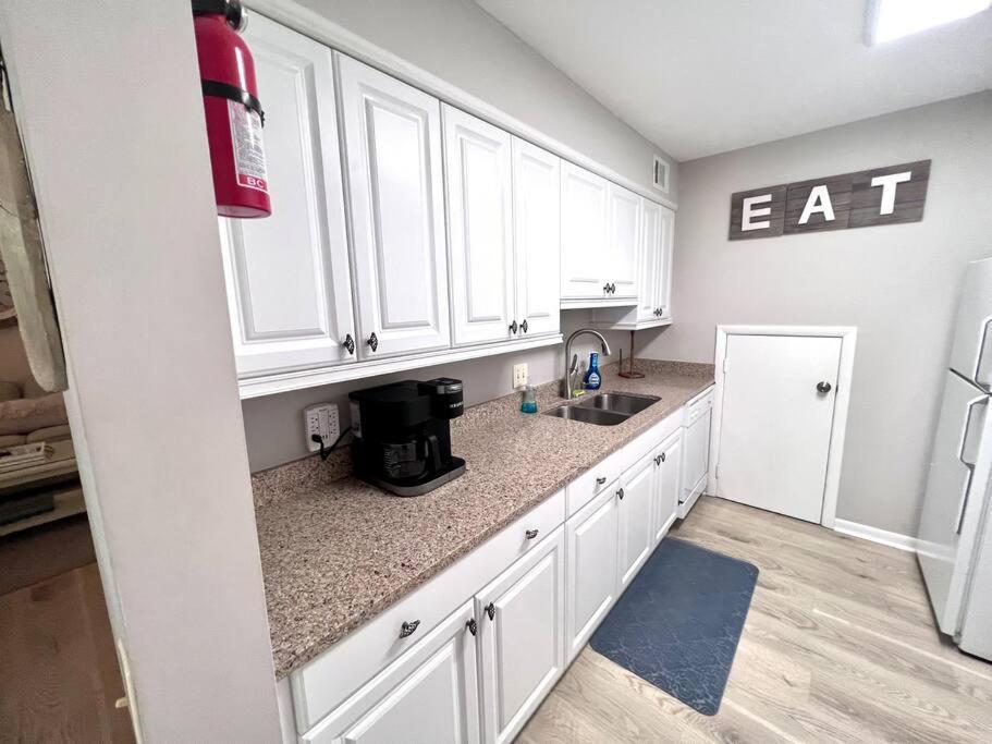 New Pics! Harbour Town 3Br/3Ba - Pool Access - Book Now Villa Hilton Head Island Bagian luar foto